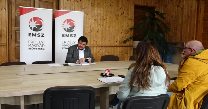 Beperelte az EMSZ-t Török Csaba, a párt vezetői szerint meg akarják őket félemlíteni